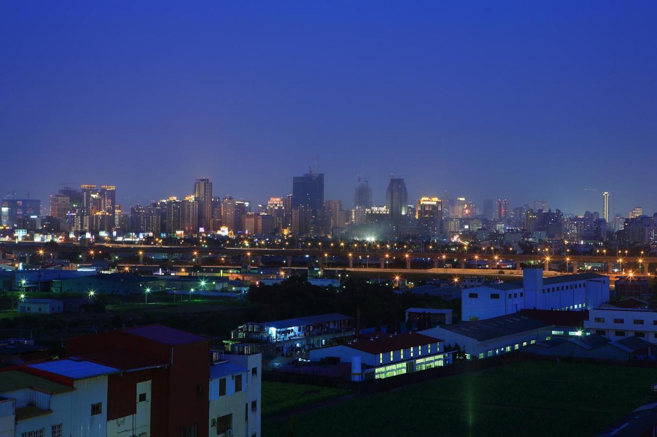 Shinkansen Grand Hotel Taichung Exterior foto